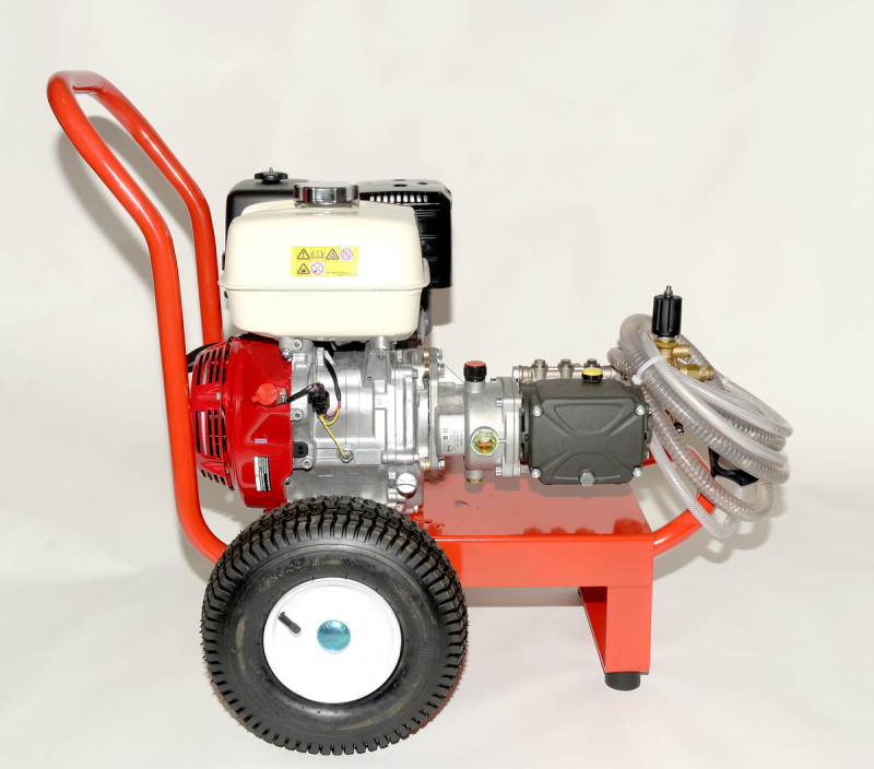 Petrol Power Washers as stocked by Eurojet Power Washers, High Pressure Pumps & Cleaning Systems, Ireland